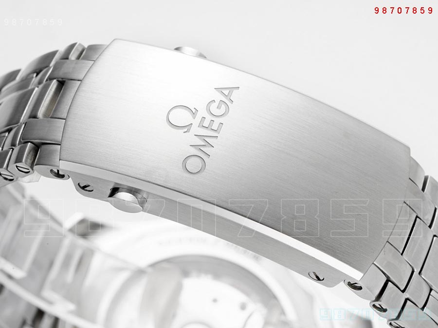 ZF厂欧米茄海马系列300M熊猫盘款复刻腕表做工细节如何